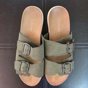 Olive green London Fog Sandals